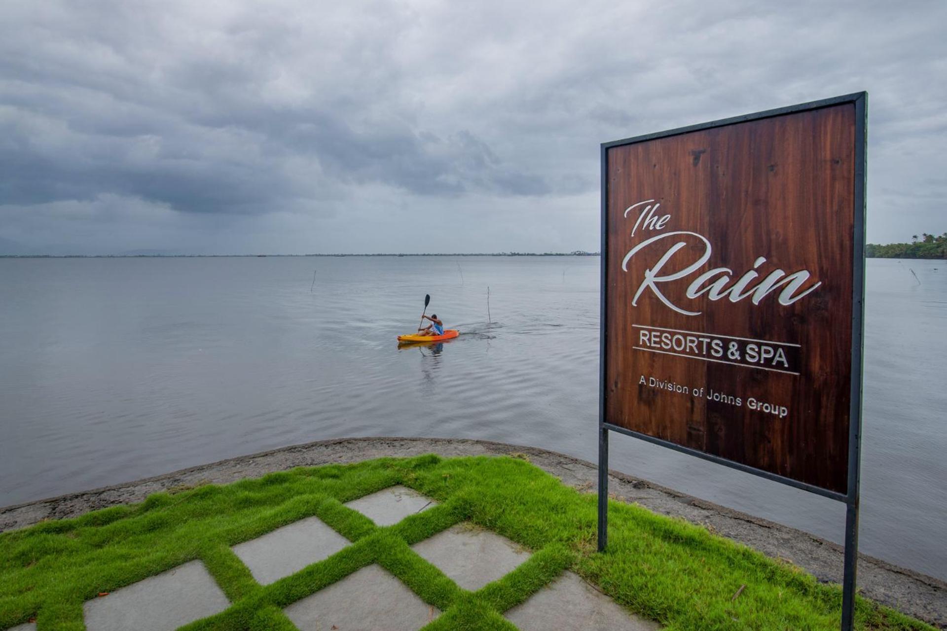 Stayvista At The Rain - River Villa With Infinity Pool Alappuzha Экстерьер фото