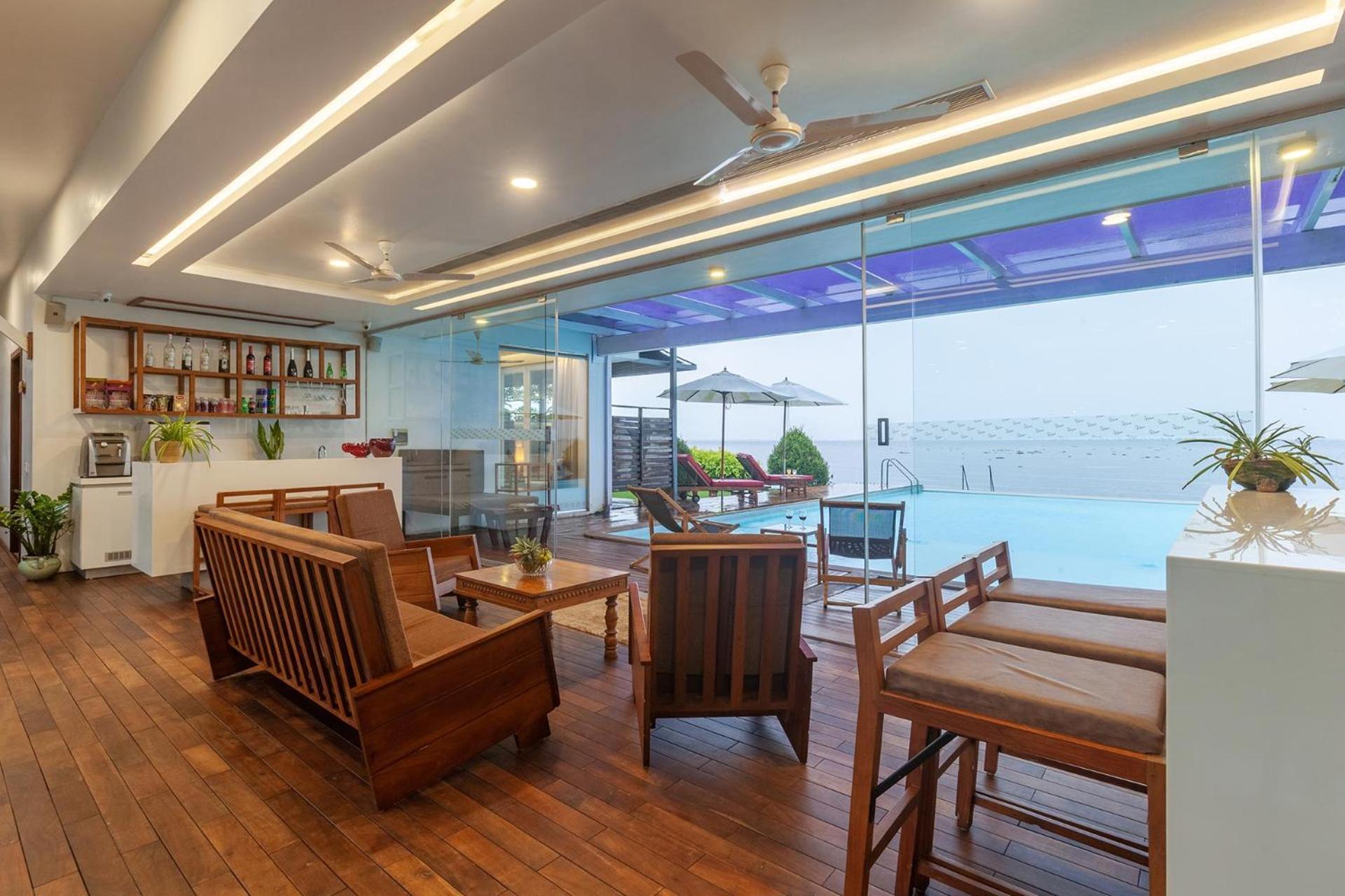Stayvista At The Rain - River Villa With Infinity Pool Alappuzha Экстерьер фото