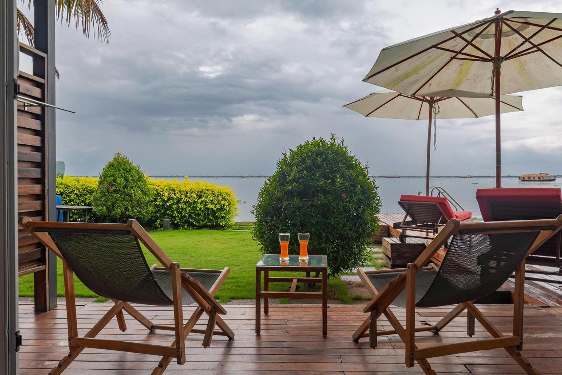 Stayvista At The Rain - River Villa With Infinity Pool Alappuzha Экстерьер фото